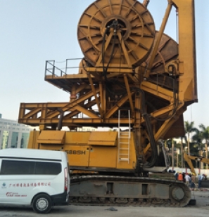 寶峨BC40(利勃海爾885底盤)，整車液壓維修
